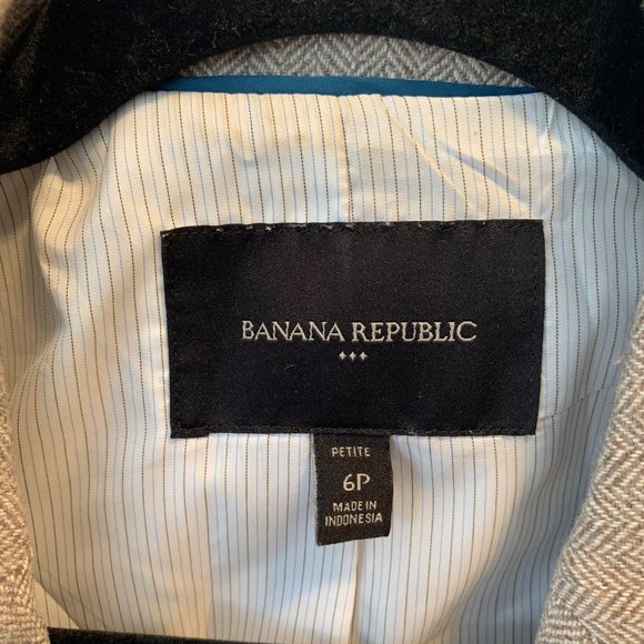 Blazer - Picture 4 of 5